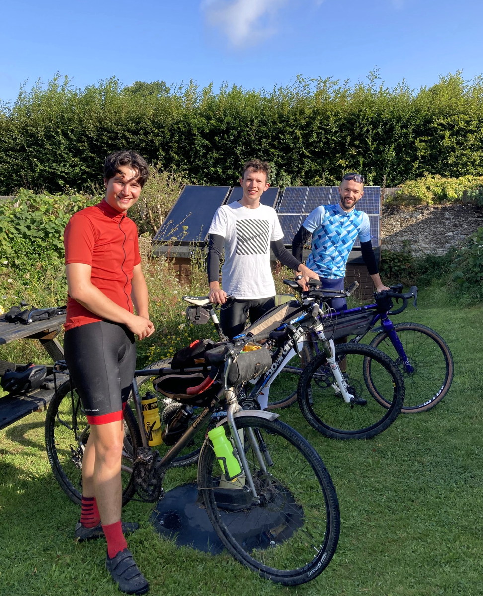 Cyclists at barn August 2024